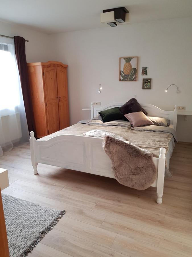 Rosenschloesschen Apartamento Landkern Exterior foto